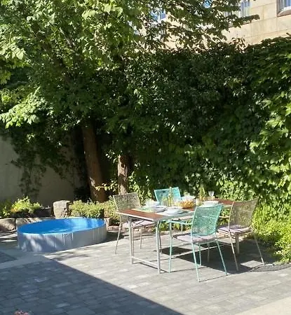 Am Kleinen Muehlenteich - Zentrale Ruhige Lage Mit Parkplatz Und Fahrraedern Apartment Flensburg Exterior photo